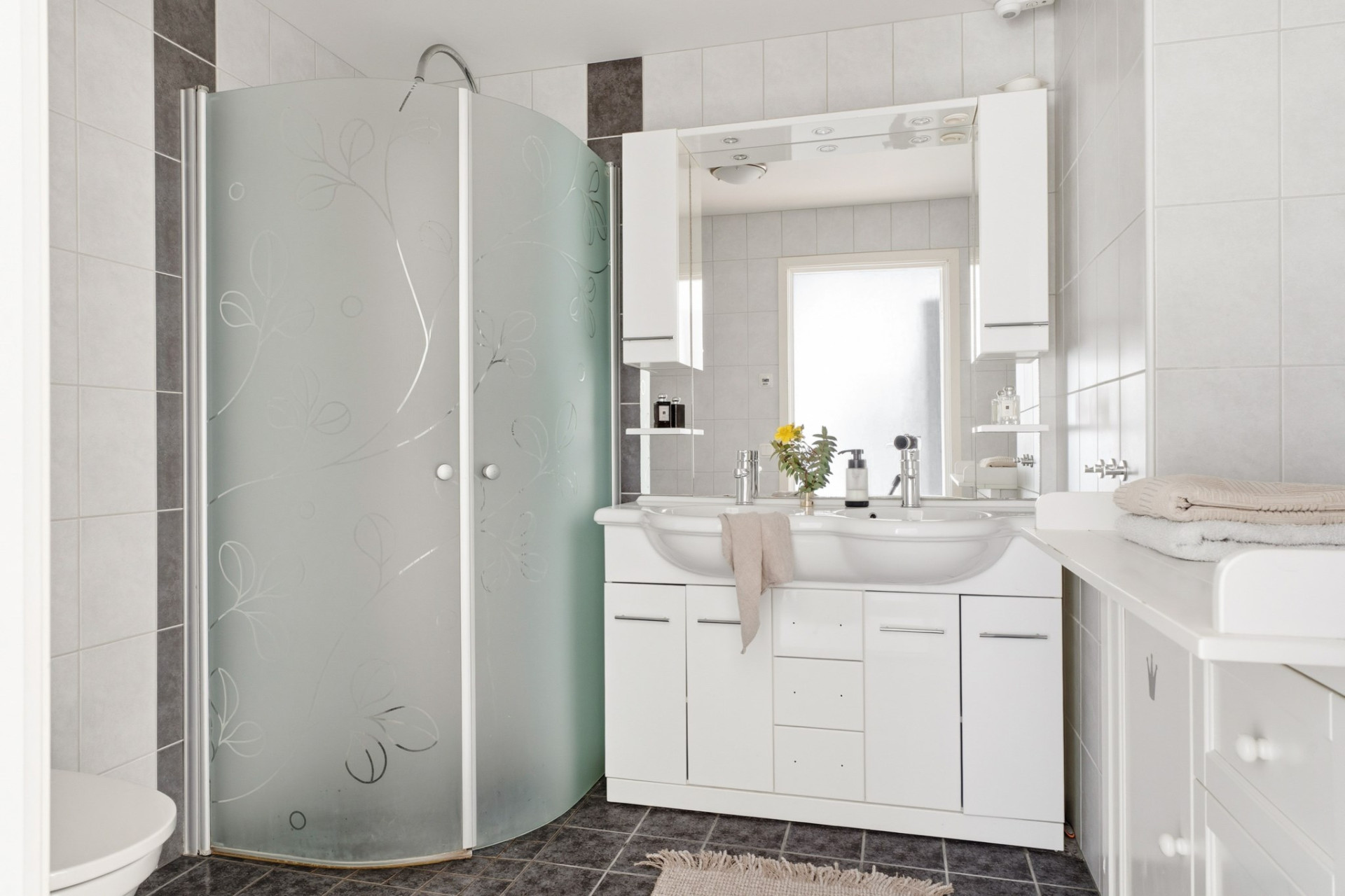 Badrum, vån 3 Lilla Sörikringsvägen 9-34