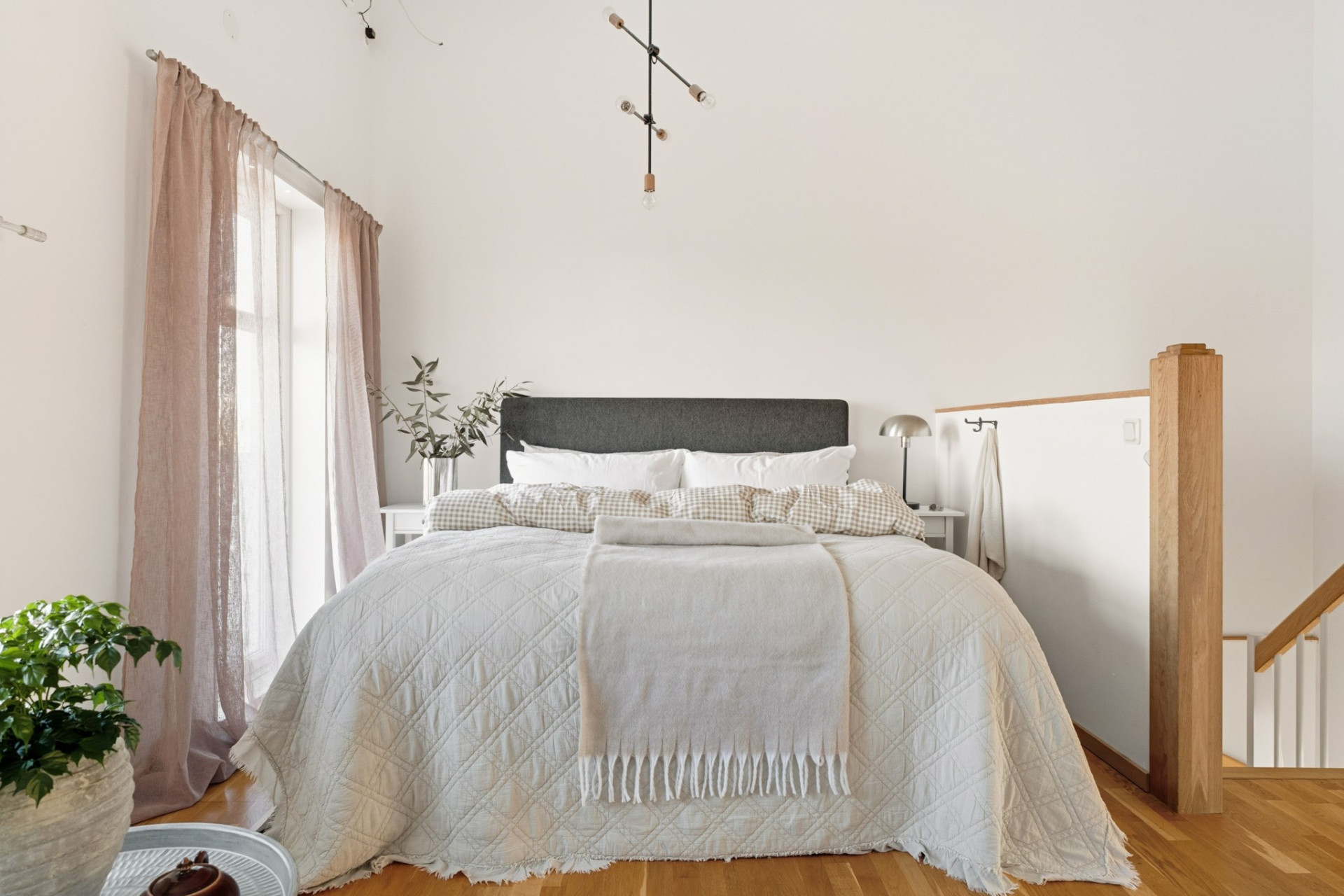 Sovrum, vån 3 Lilla Sörikringsvägen 9-27