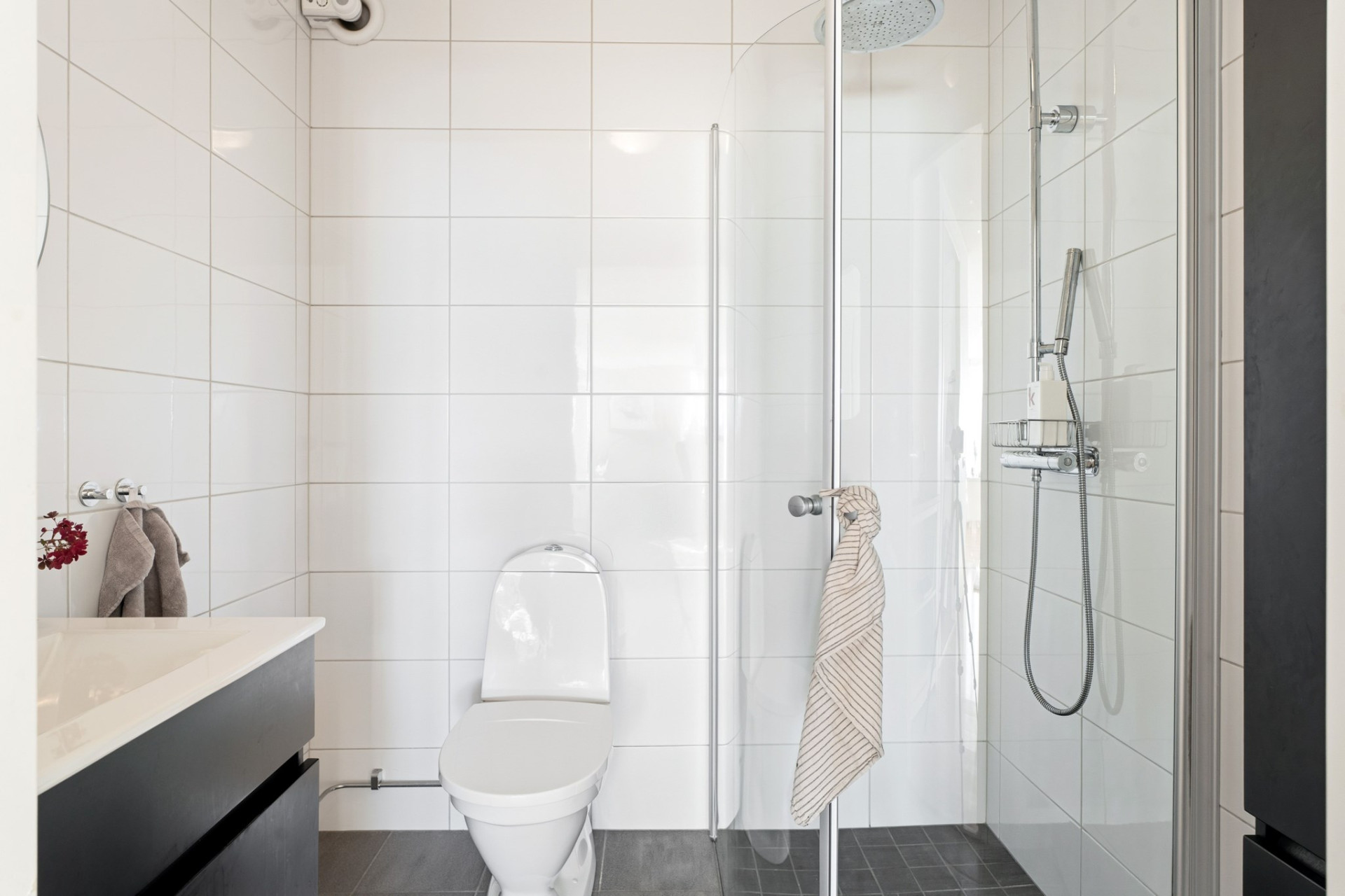 Badrum, vån 2 Lilla Sörikringsvägen 9-23