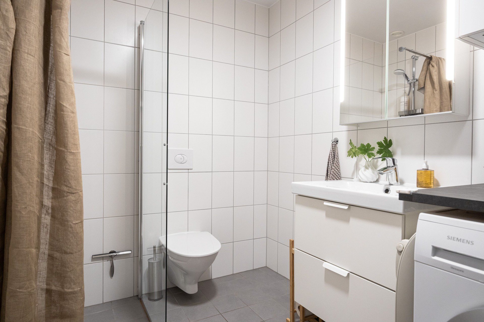  Rödlönnsgången 34-28