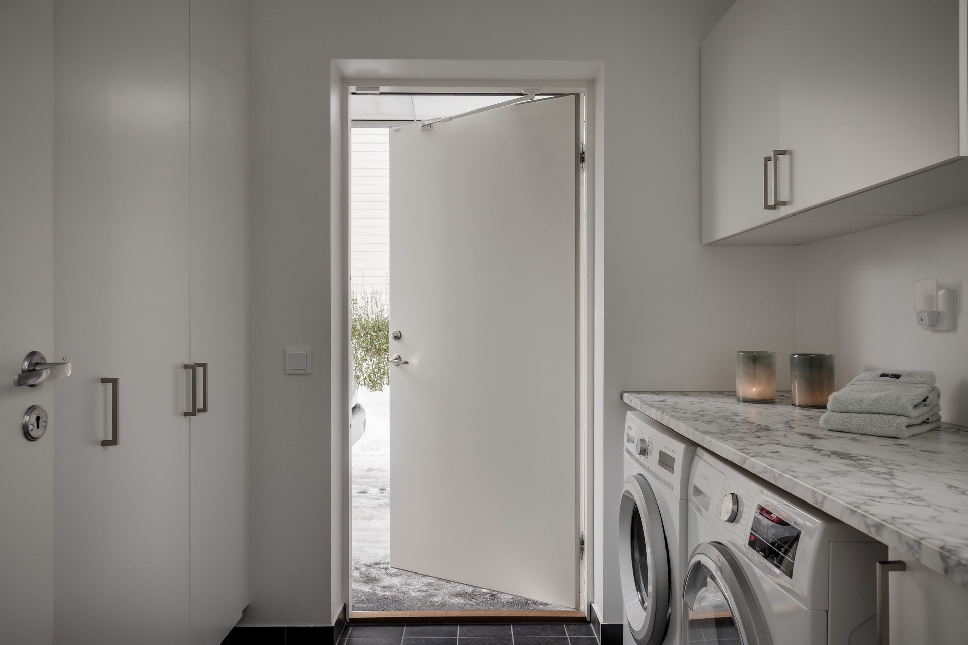  Huldrornas väg 15-12