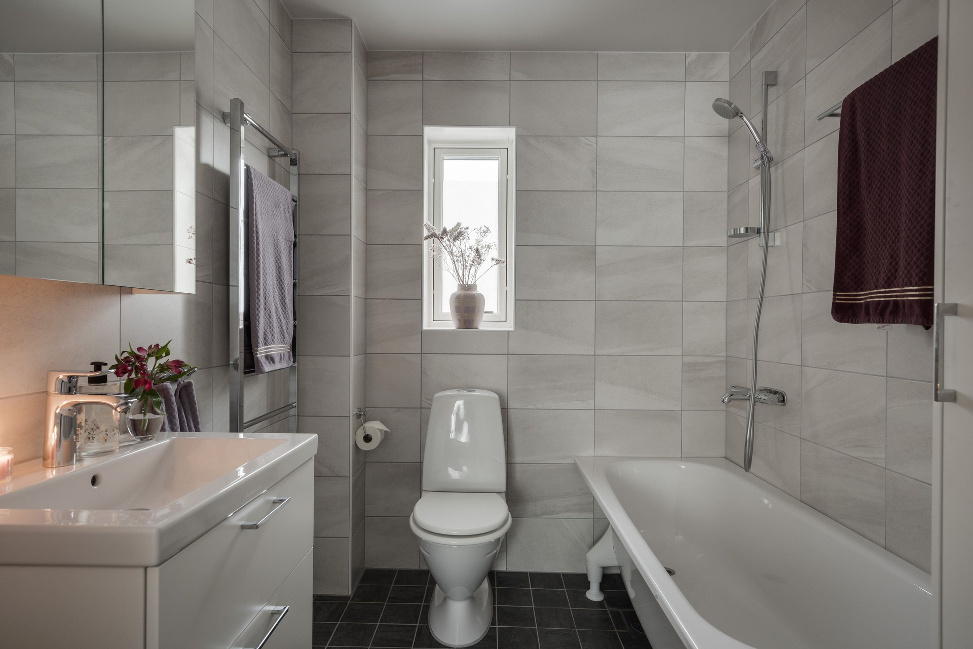  Huldrornas väg 15-22