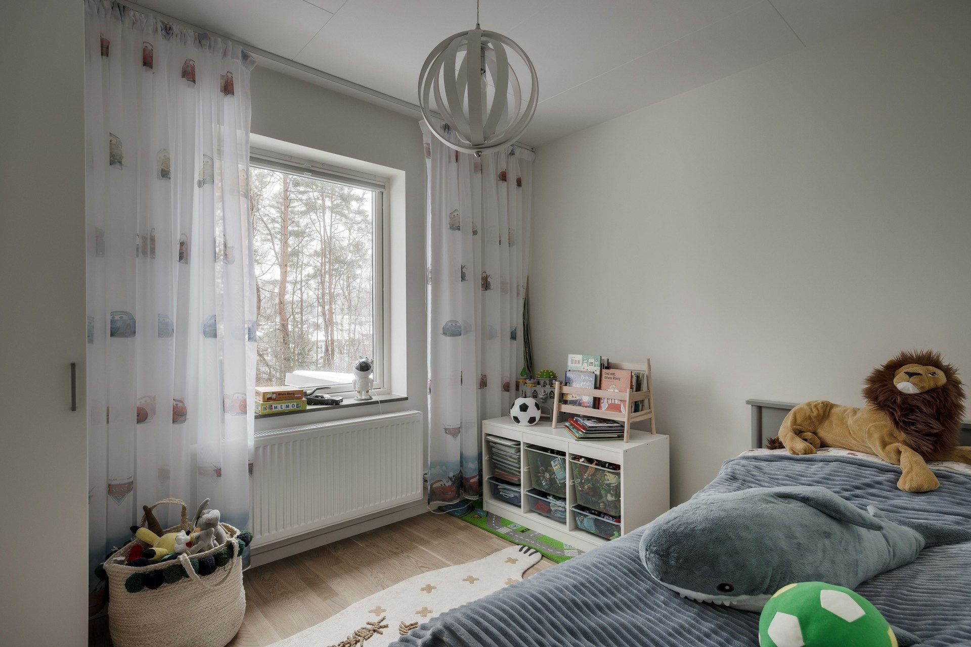  Huldrornas väg 15-21