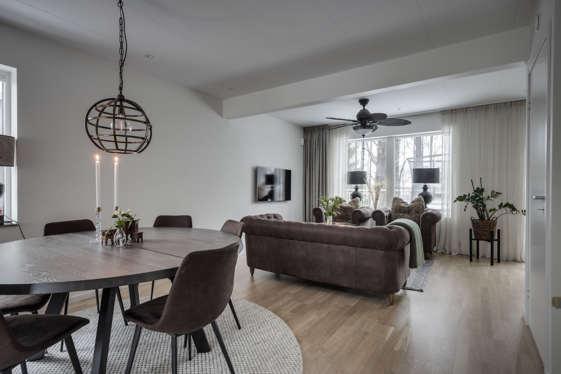  Huldrornas väg 15-9