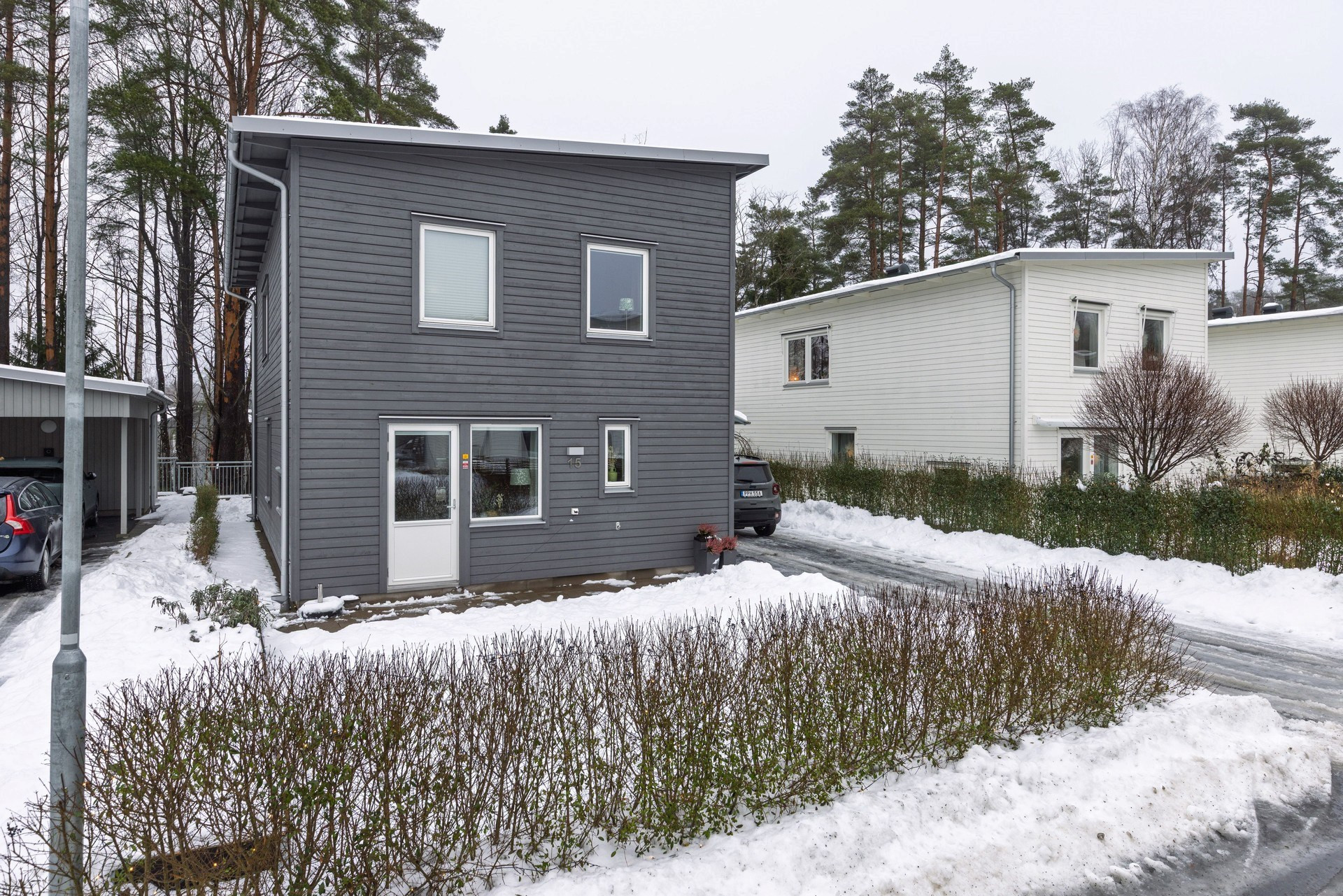  Huldrornas väg 15-27