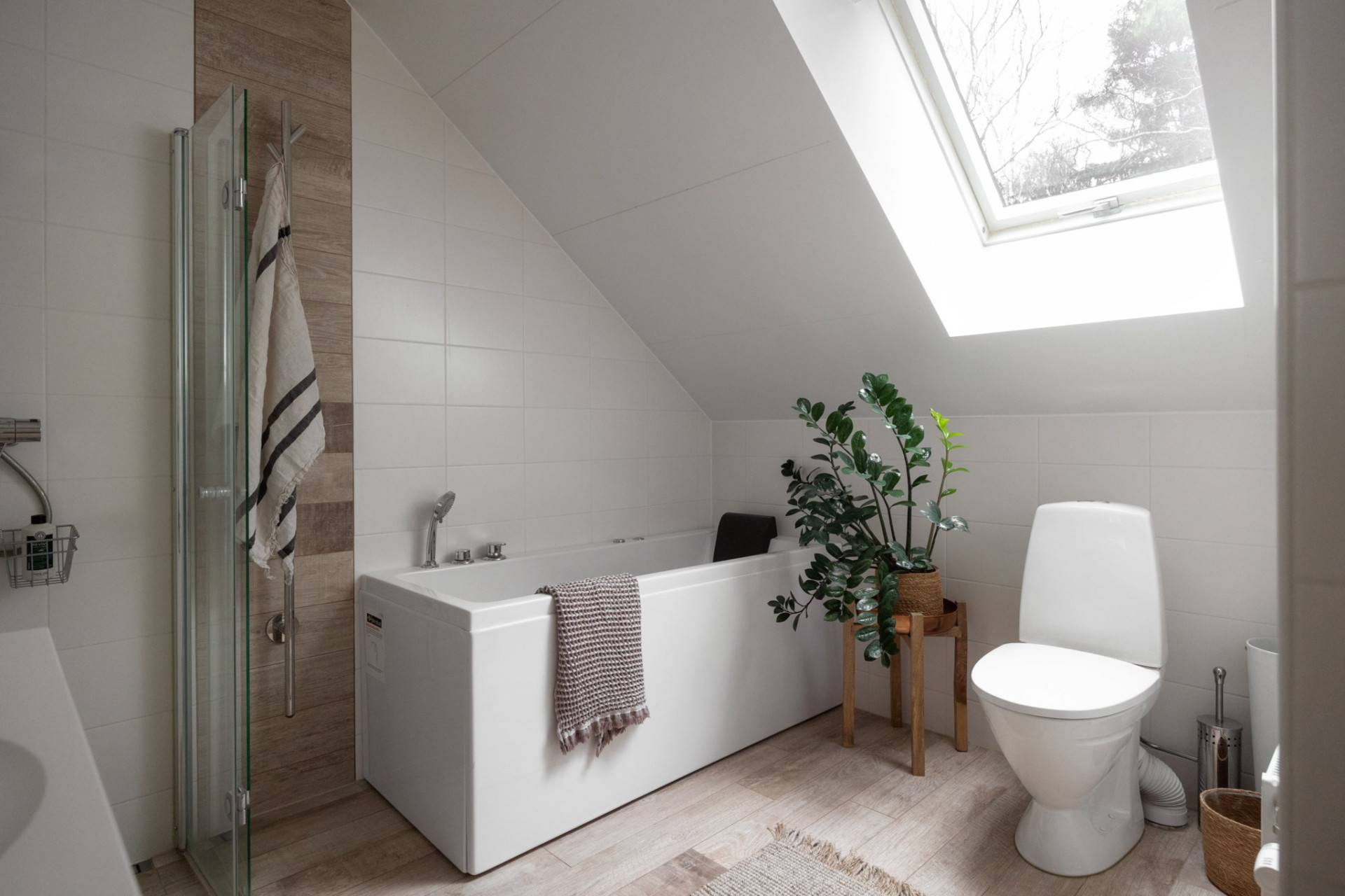  Grönsångarvägen 38-27