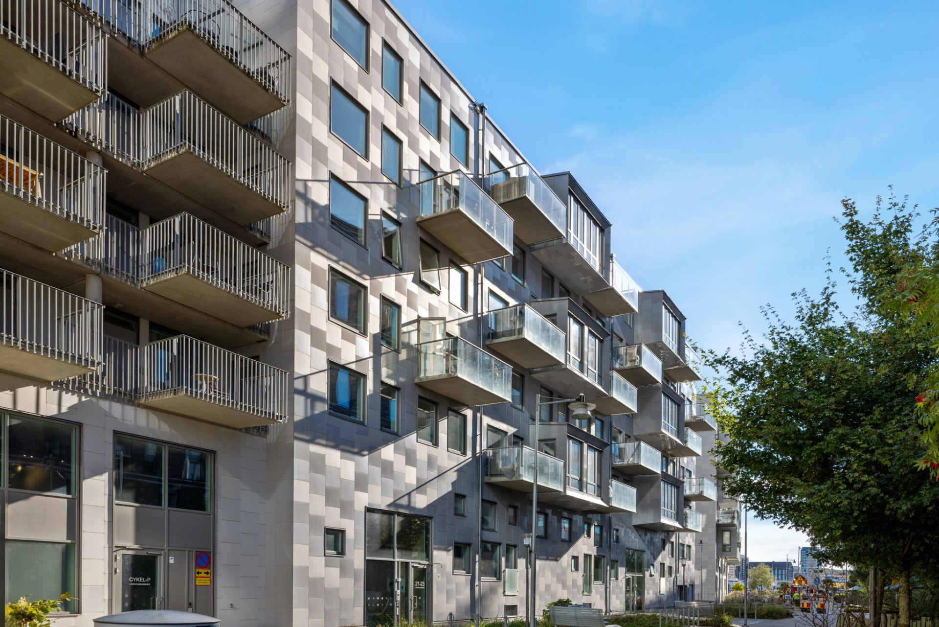  Lindholmshamnen 23-24